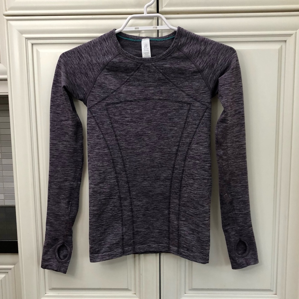 Ivivva by Lululemon Fly Tech girl’s t-shirt 🍋